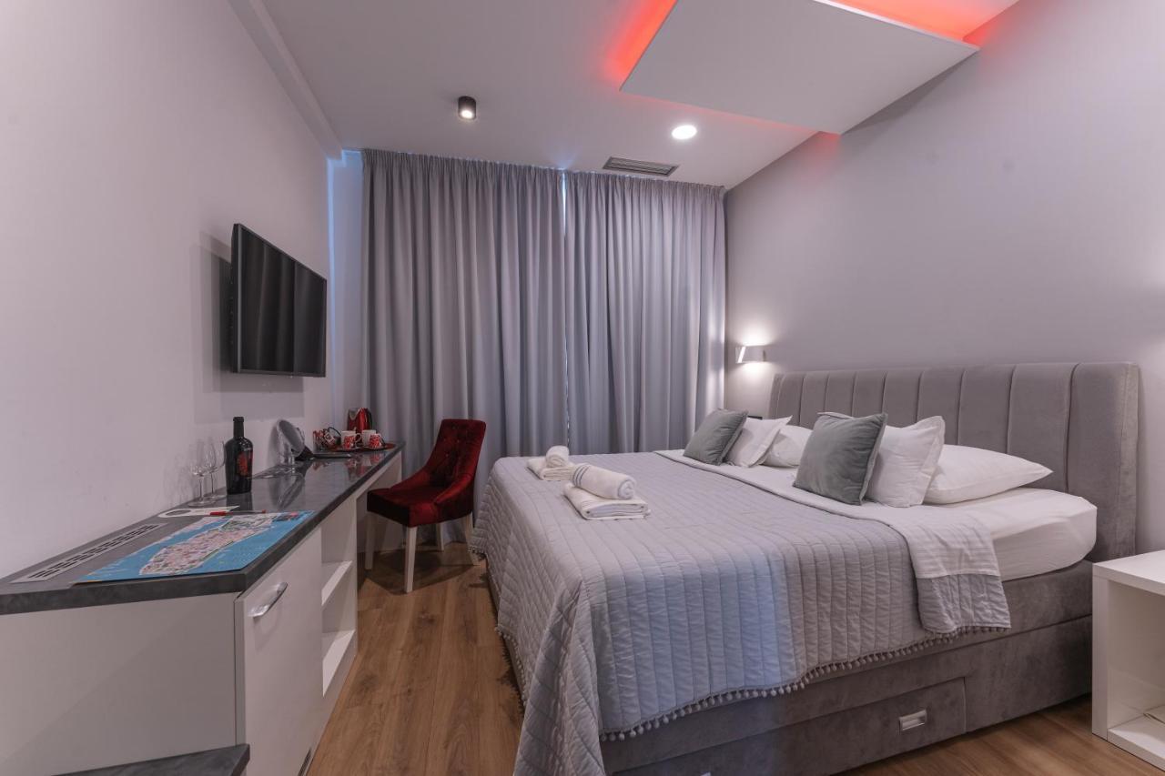 Sky & Sun Luxury Rooms With Private Parking In The Garage Zadar Eksteriør bilde