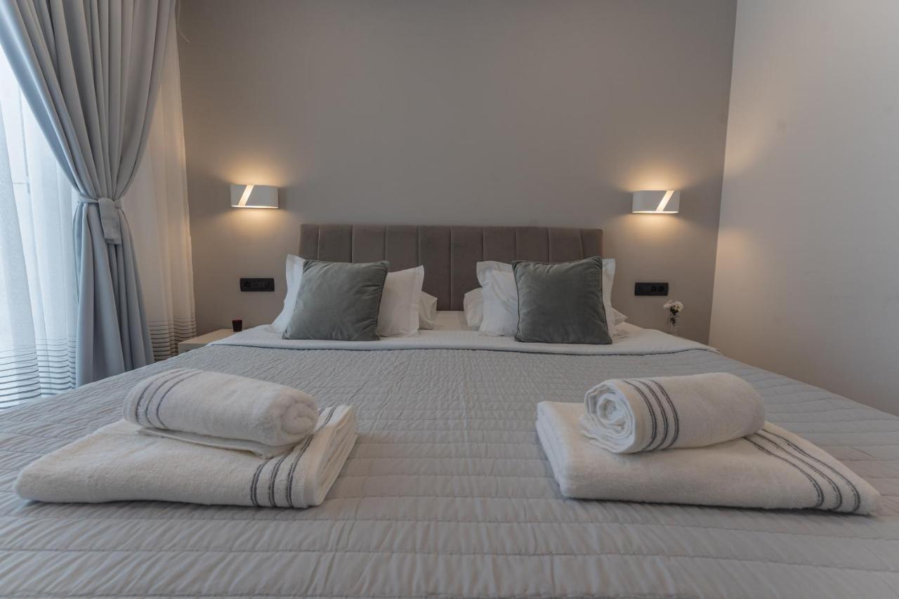 Sky & Sun Luxury Rooms With Private Parking In The Garage Zadar Eksteriør bilde