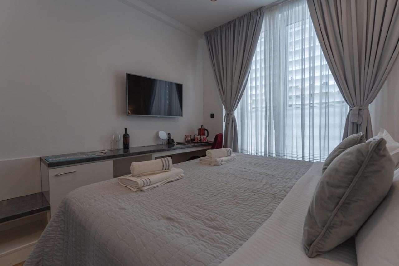 Sky & Sun Luxury Rooms With Private Parking In The Garage Zadar Eksteriør bilde