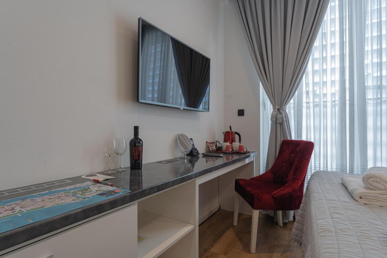Sky & Sun Luxury Rooms With Private Parking In The Garage Zadar Eksteriør bilde