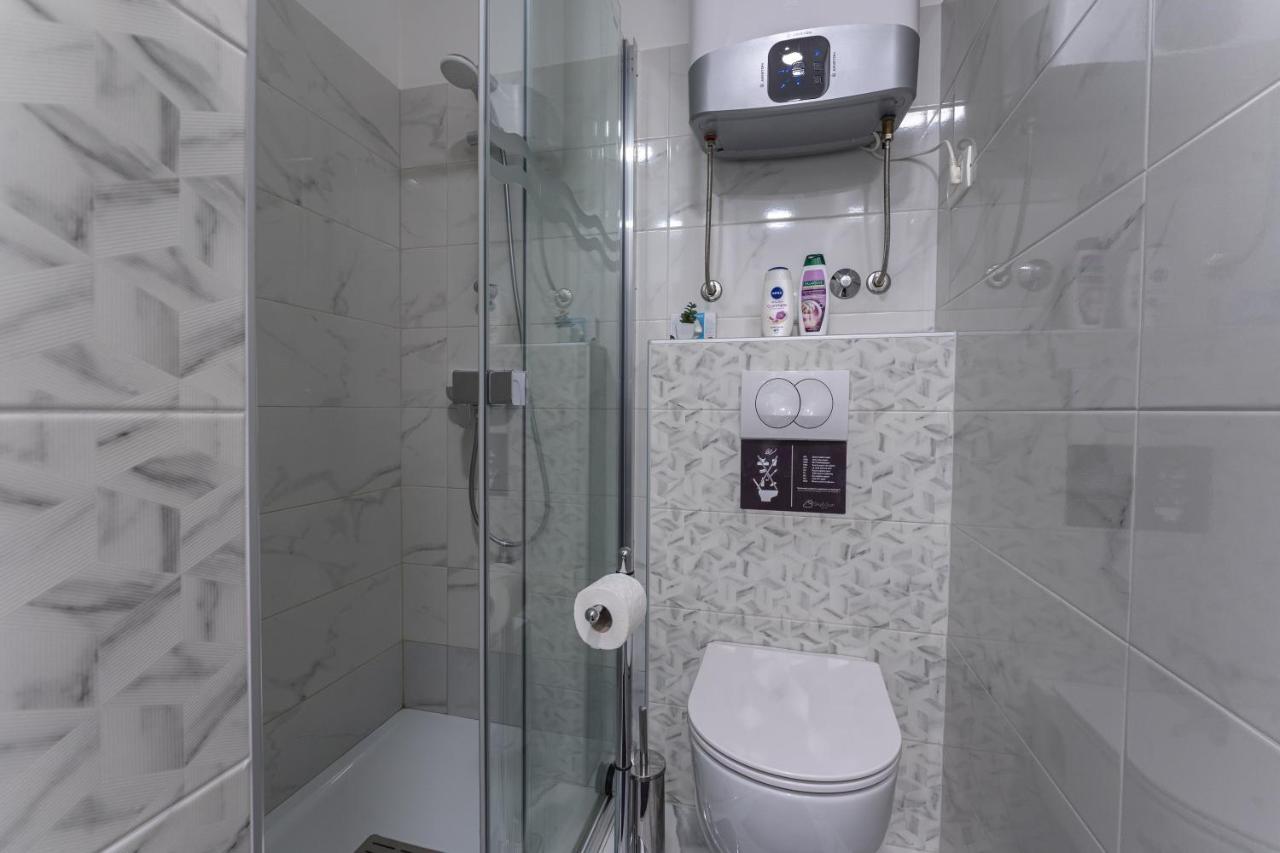 Sky & Sun Luxury Rooms With Private Parking In The Garage Zadar Eksteriør bilde